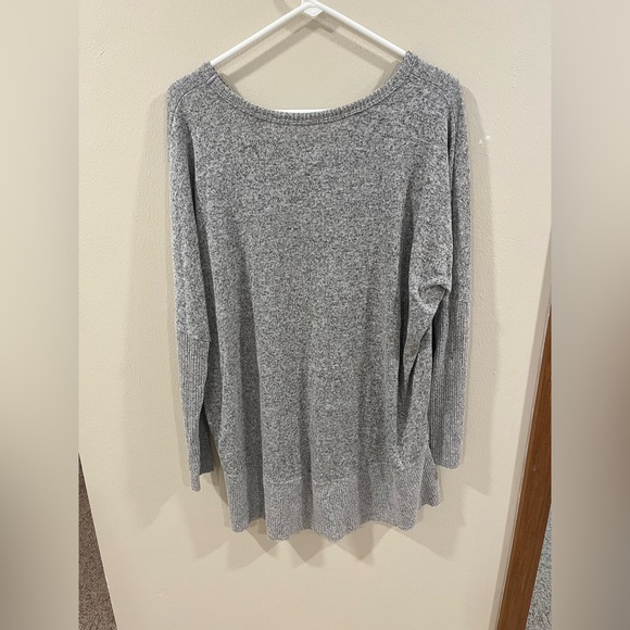 SO Medium cozy tunic grey long sleeve top - Picture 2 of 6